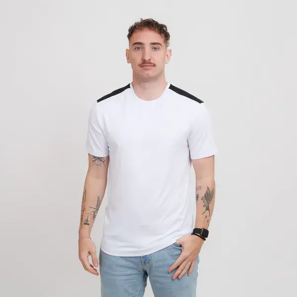 EA7 Emporio Armani T-shirt M