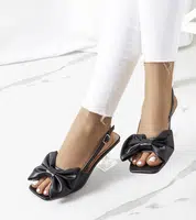 Gemre Black heeled sandals Cirindell