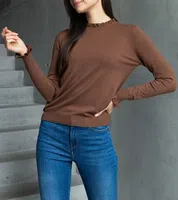 Gemre Brown soft sweater decorated with a frill Luel