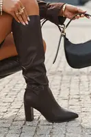 Boto Dámské zimní kozačky na podpatku s přezkou čokoládové Fionelle