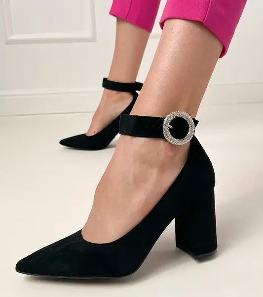 marka niezdefiniowana Čierne lodičky na podpätku s prackou a kamienkami Vellus