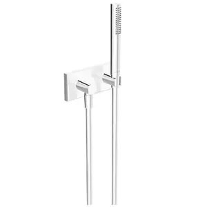 Hansa Living podomietkový vývod so sprchovou hadicou chróm 44430170