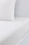Bavlněné prostěradlo s gumou BOSS BEBOSS White 160 x 200 cm bílá barva