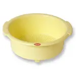 Cedidlo plastové s rukoväťou