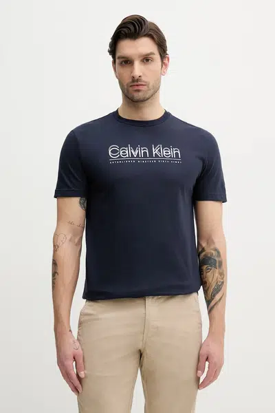 Bavlněné tričko Calvin Klein tmavomodrá barva, s potiskem, K10K114149