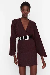 Trendyol Claret Red Shimmer Detailní večerní šaty