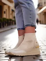 Resti Women's ankle boots on a wedge Zarricos