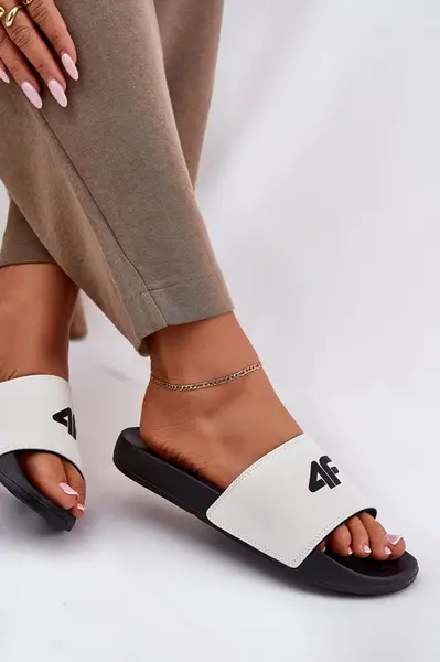 Dámské pantofle 4F 4FRMM00FSL