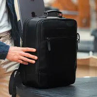 Cestovný kožený batoh The Chesterfield Brand Jamaica – čierny