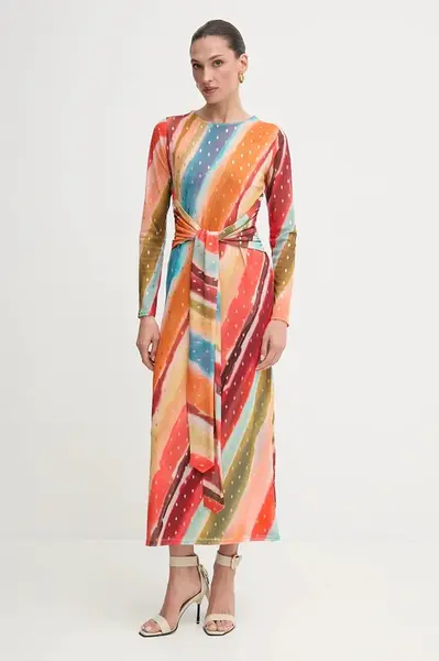 Šaty Never Fully Dressed