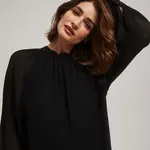 Shirt with gathered sleeves