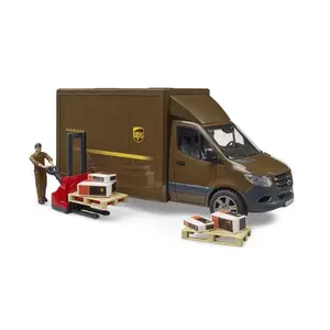 Bruder 2678 Sprinter UPS s řidičem