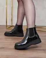 Resti Black women's flat-heeled boots with zircons Winuma