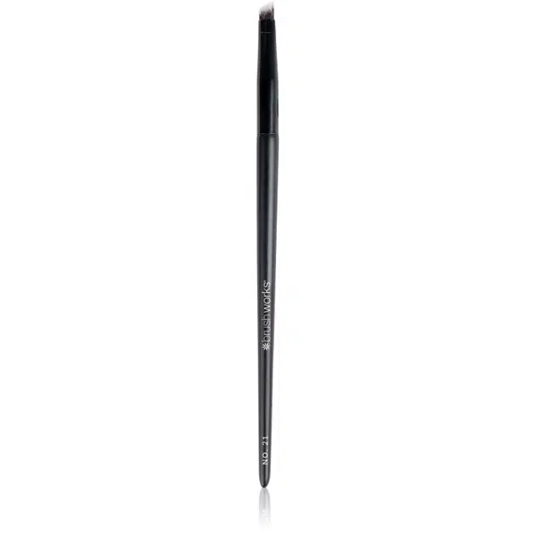 Brushworks Precise Brow skosený štetec na obočie typ NO. 21 1 ks