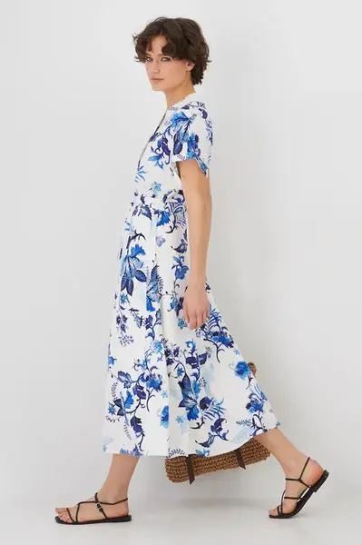 Šaty s příměsí lnu Medicine