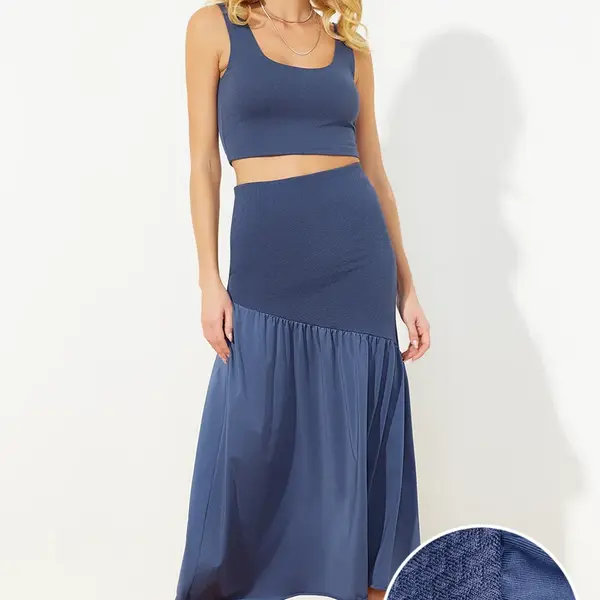 Trendyol Premium Maxi sukně z indiga s texturovanou látkou