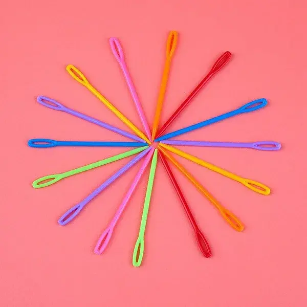100Pcs Plastic Yarn Knitting Needles