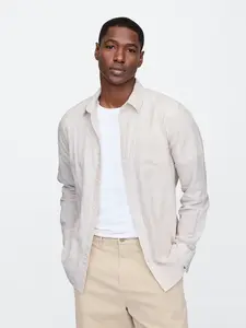 GAP Lněná košile Standard Fit - Pánské