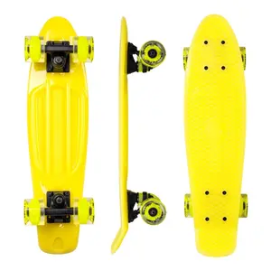 Penny board WORKER Aspy C3 22" se svítícími kolečky