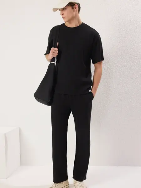 Trendyol Tričko  čierna