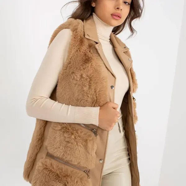 Vest-AI-KZ-TR2021.69-camel