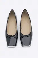 Marjin Woman's Ballet Ballet Visor with Blunt Toe and Bow Detail, Black Patent Leather