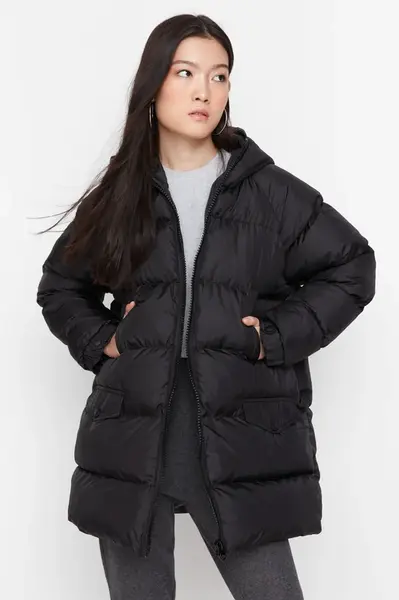 Dámská bunda Trendyol Oversize