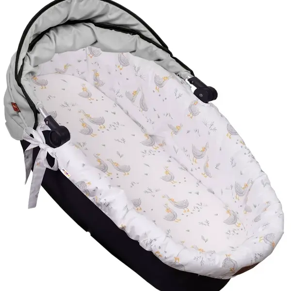 Baby Nellys Bavlněná vložka do kočárků/koše s pěnovou matrací, Husy, bílá