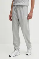 Tepláky New Balance Sport Essentials