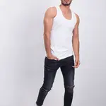 Zvážte biele pánske tielko