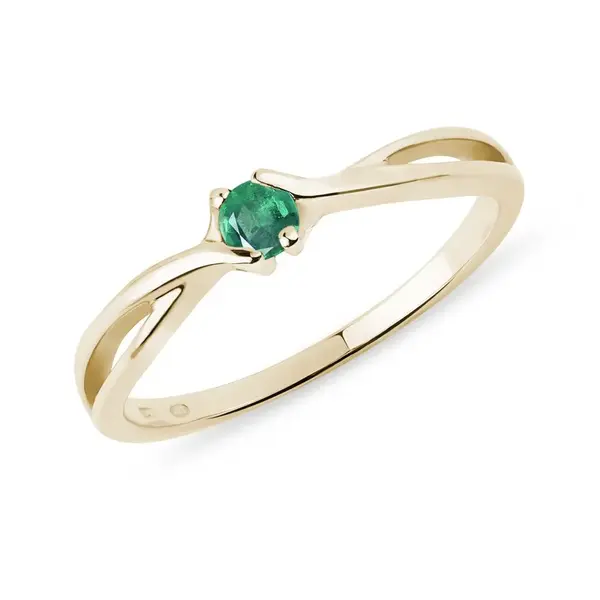 Prsteň so smaragdom zo žltého zlata KLENOTA
