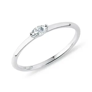 Minimalistický prstýnek s diamantem v bílém zlatě KLENOTA