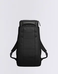 Batoh Db Hugger Backpack 20L Black out