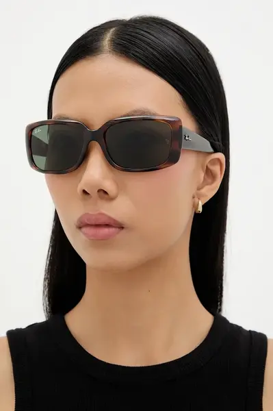 Sluneční brýle Ray-Ban RB4389 dámské, hnědá barva
