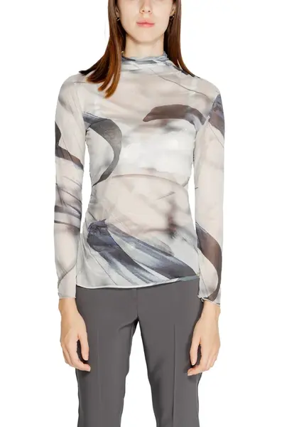 Vzorovaná halenka s rolákem