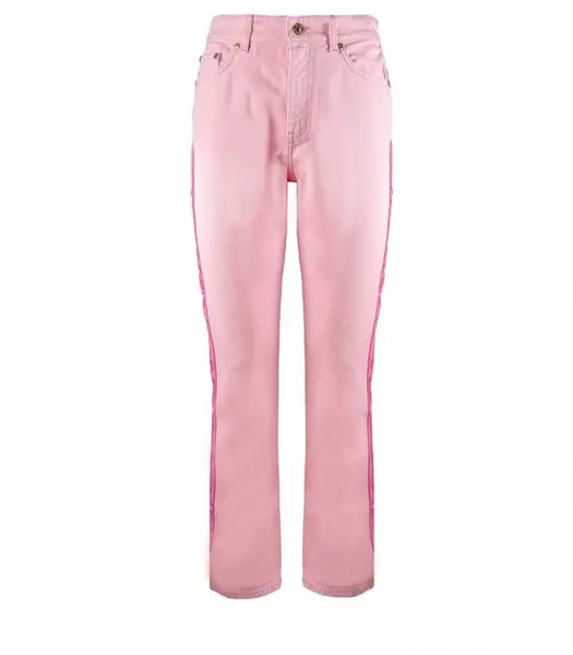 Chiara Ferragni růžové džíny