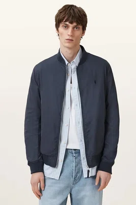 Bomber bunda AllSaints tmavomodrá barva, přechodná, M077OB