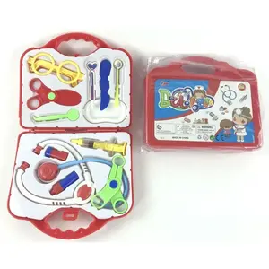 Doktor v kufríku na cesty