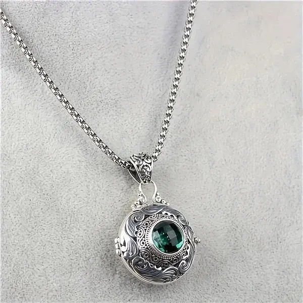 Alloy & Glass Hollow Flat Round Cage Pendant Necklaces for Diffuser Ball