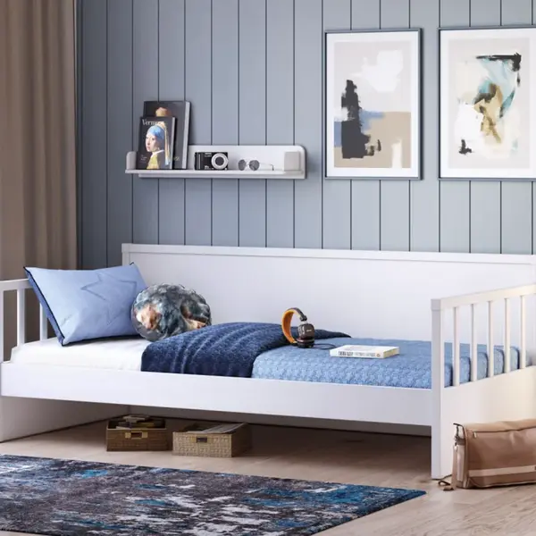 Postel s odnímatelnou zábranou pure modular - bílá