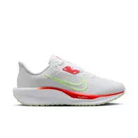 Nike Quest 6 Womens Road Running Shoes 38,5