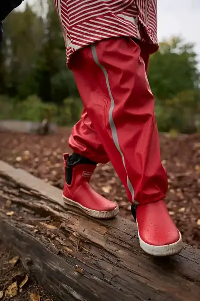 Dětské kalhoty do deště Reima Lammikko červená barva, 5100026A