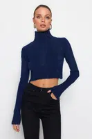 Trendyol Navy Blue Crop Měkký texturovaný pletený svetr