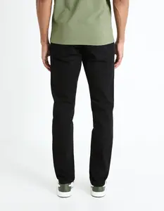 Čierne pánske straight fit rifle Celio