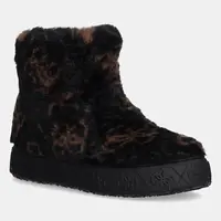 Snehule Guess UNITED