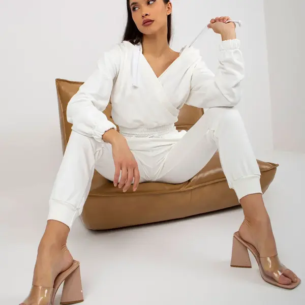 Komplet-EM-KMPL-747.06P-ecru