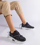 Gemre Black women's sneakers with glitter Agar