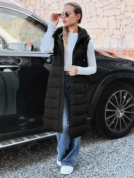 Dlouhá černá prošívaná vesta