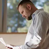 Sax & Acme – Rakev nemá kapsy