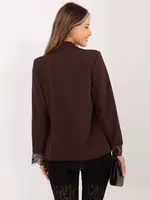 Hnedé sako s čipkovanými detailmi